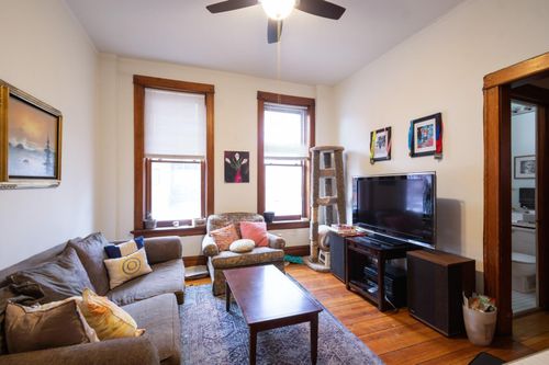 1-3552 Lakewood Ave, Chicago, IL, 60657-1434 | Card Image