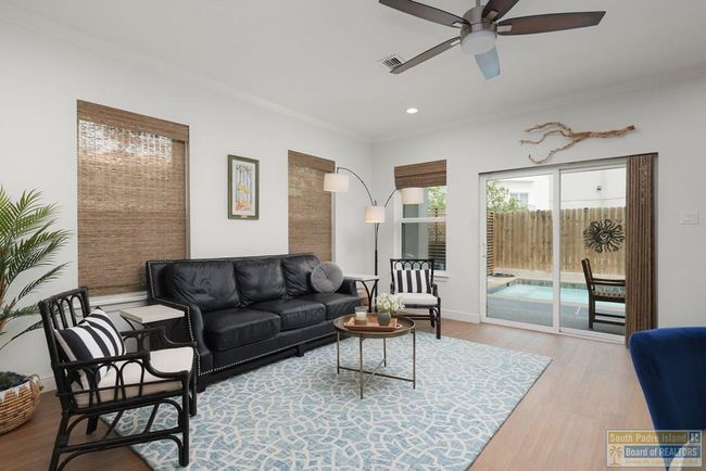A - 212 W Acapulco St, Townhouse with 3 bedrooms, 3 bathrooms and 2 parking in South Padre Island TX | Image 6