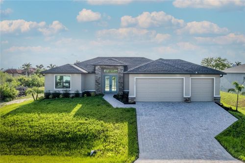 9257 King Hill St, Port Charlotte, FL, 33981-3226 | Card Image