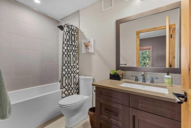 9 Creekside Mews, Townhouse with 3 bedrooms, 4 bathrooms and 2 parking in Canmore AB | Image 28