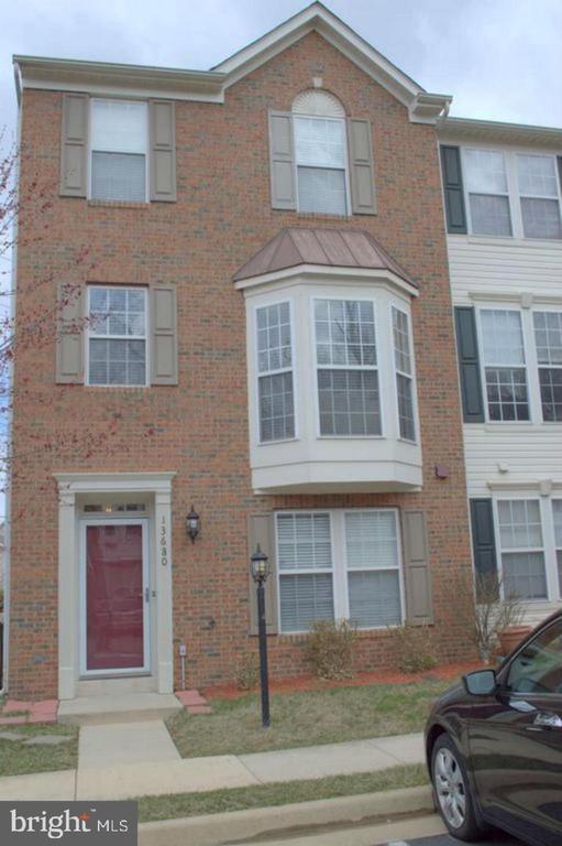 Residential Lease in HERNDON