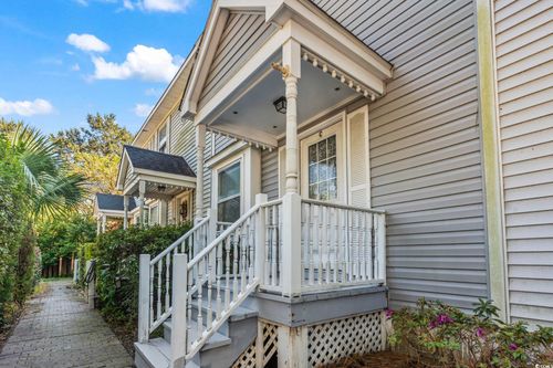 c-3200 N Oak St, Myrtle Beach, SC, 29577 | Card Image