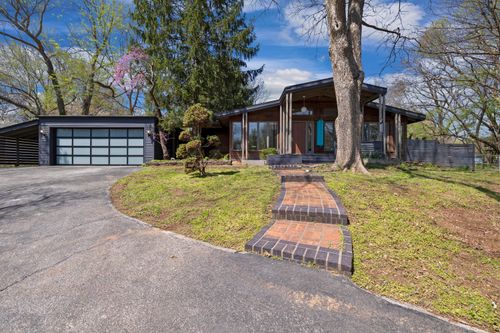 1557 E Carleton St, Springfield, MO, 65804-7417 | Card Image