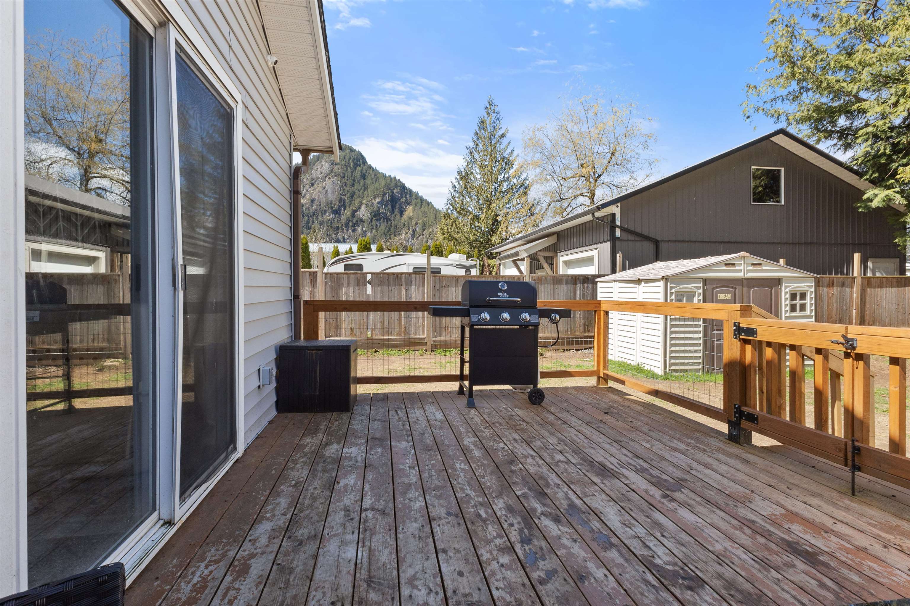 63905 Old Yale Road, House other with 3 bedrooms, 2 bathrooms and 3 parking in Hope BC | Image 29