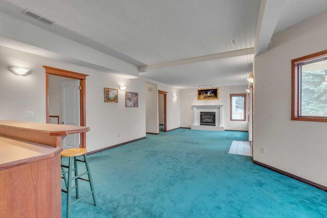 121 Patterson Mount Sw, House other with 5 bedrooms, 4 bathrooms and 4 parking in Calgary AB | Image 36