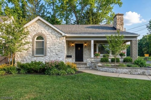 265 Hickory Ave, Garwood, NJ, 07027-1436 | Card Image