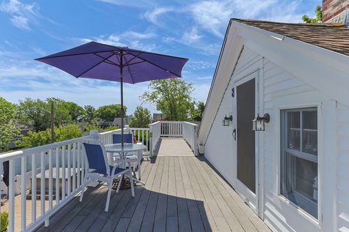 8-15 Cottage St, Provincetown, MA, 02657-1853 | Card Image
