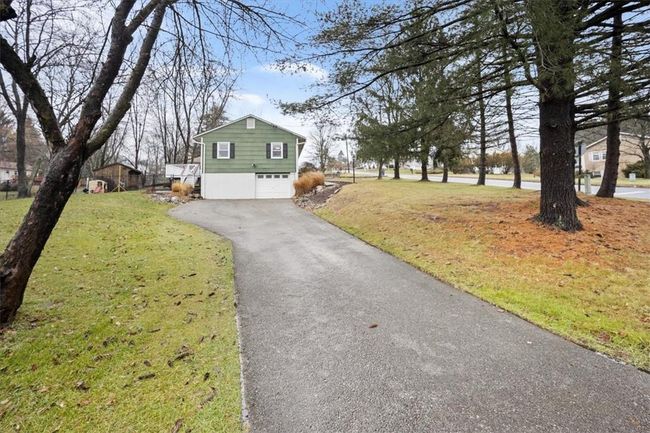 82 Scott Dr, House other with 3 bedrooms, 2 bathrooms and 1 parking in Wappingers Falls NY | Image 27
