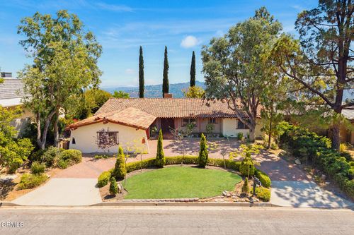 592 Starlight Crest Dr, La Canada Flintridge, CA, 91011-2854 | Card Image