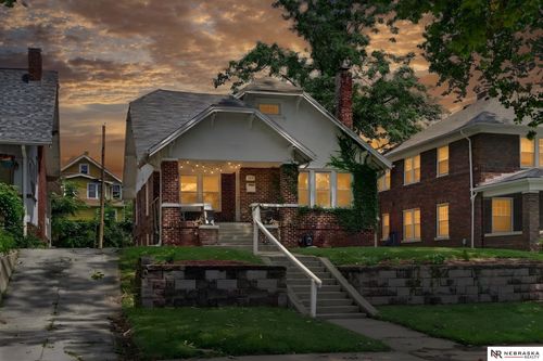 3024 Lincoln Blvd, Omaha, NE, 68131-1437 | Card Image