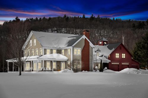 2455 West Hill Road, Stowe, VT, 05672 | Card Image