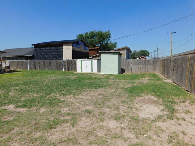1820 W Avenue B, House other with 3 bedrooms, 2 bathrooms and null parking in Muleshoe TX | Image 21