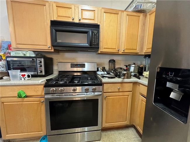 3871 Pleasant Oaks Dr, Condo with 3 bedrooms, 3 bathrooms and null parking in Lawrenceville GA | Image 11