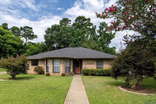 1105 Sequoia Cir, Kilgore, TX, 75662-5666 | Card Image