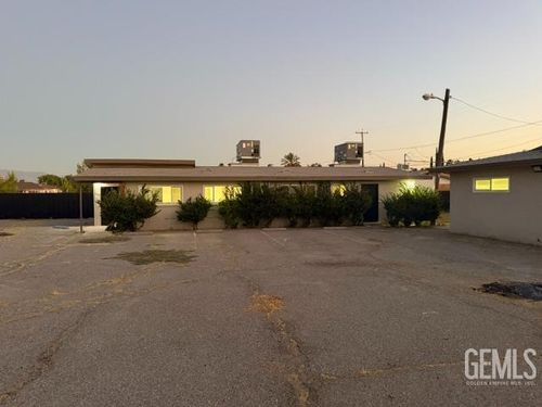 205 S A Street, Arvin, CA, 93203 | Card Image