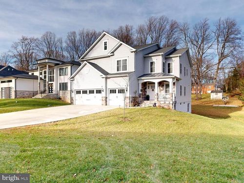 10700 Spruce St, FAIRFAX, VA, 22030-2829 | Card Image
