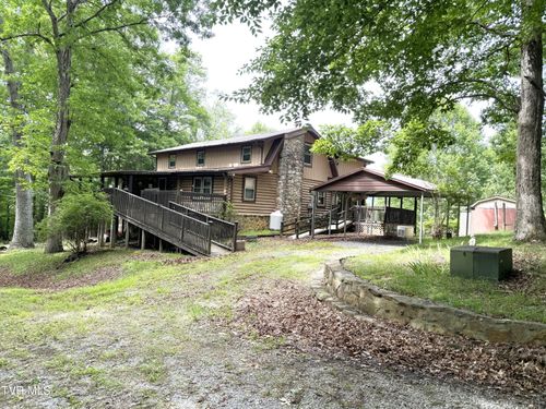 2401 Egan Rd, Big Stone Gap, VA, 24219-4157 | Card Image