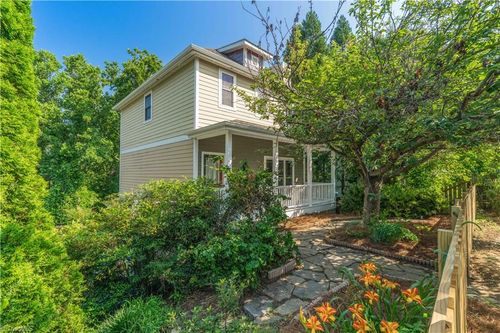 20 Cross Pl, Asheville, NC, 28801-2543 | Card Image