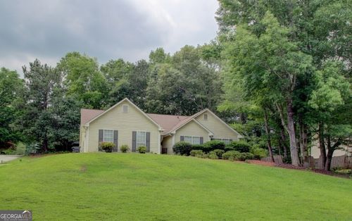 195 Manor Oak Dr, Covington, GA, 30014-1976 | Card Image