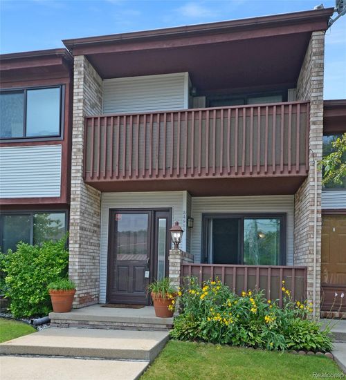 34900 Mercer, Fraser, MI, 48026-5009 | Card Image