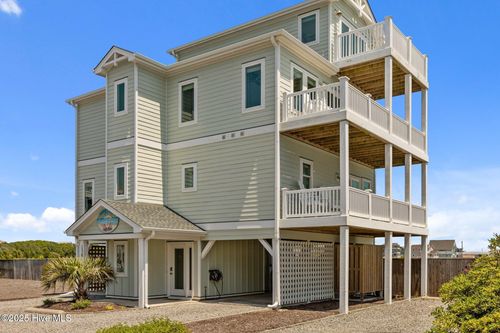 130 N Permuda Wynd Dr, N Topsail Beach, NC, 28460-8145 | Card Image