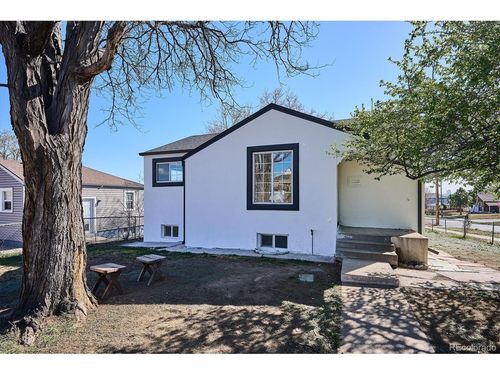 802 Julian St, Denver, CO, 80204-3152 | Card Image
