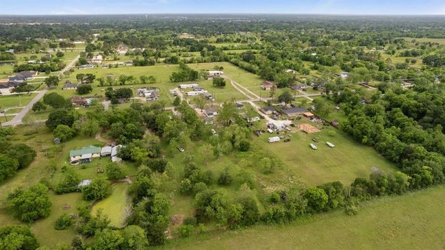 1170 County Road 284, House other with 3 bedrooms, 1 bathrooms and null parking in Alvin TX | Image 24