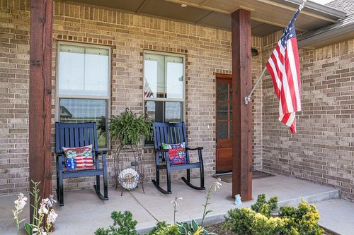 24376 E 1006 Rd, Weatherford, OK, 73096-5160 | Card Image