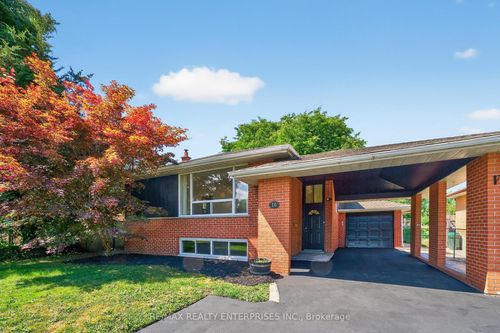 16 Warbeck Pl, Etobicoke, ON, M9R3C3 | Card Image
