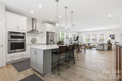 18005 Nolita Ln, Charlotte, NC, 28204-3570 | Card Image