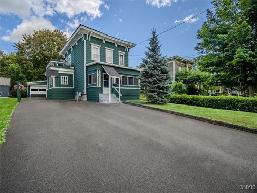 316 S Peterboro St, Canastota, NY, 13032-1414 | Card Image