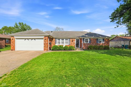 645 Kentucky Ave, Plainfield, IN, 46168-2258 | Card Image