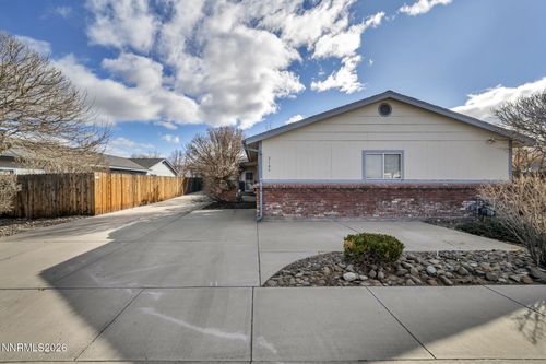 3147 Heaton Way, Carson City, NV, 89701-6094 | Card Image
