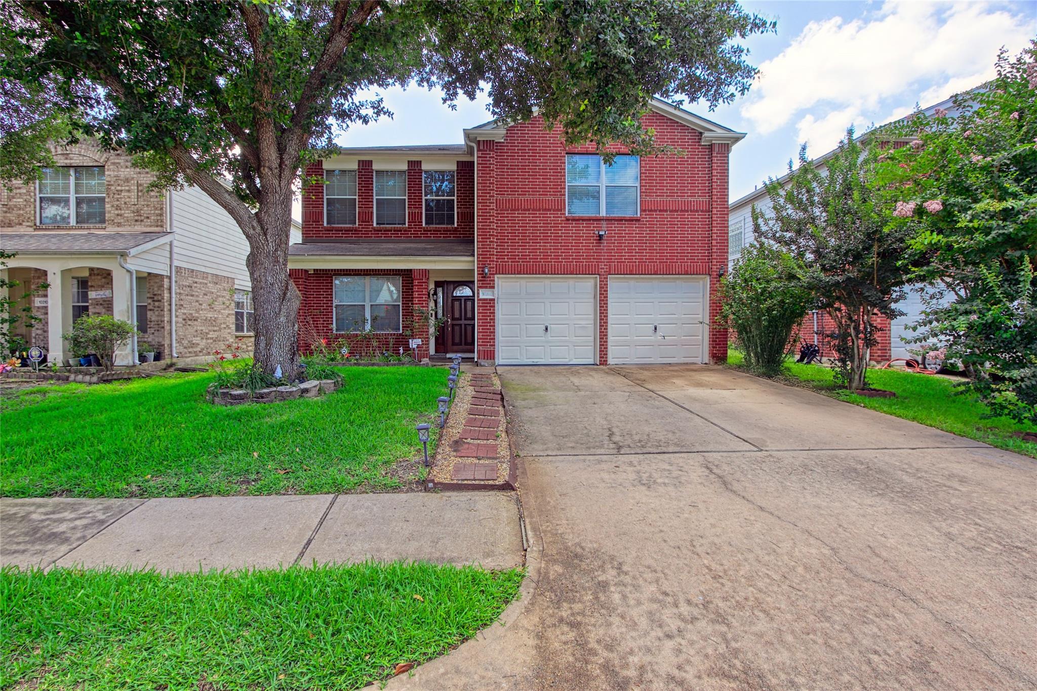 Residential Lease in Sugar Land 2