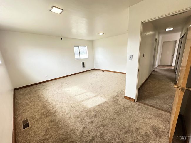 732 W Walnut St, Home with 7 bedrooms, 4 bathrooms and 6 parking in Genesee ID | Image 15