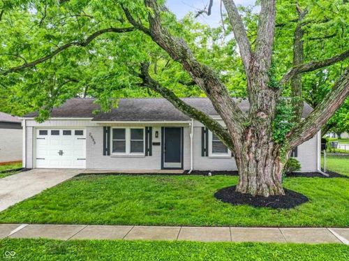2533 Aurie Dr, Indianapolis, IN, 46219-1301 | Card Image