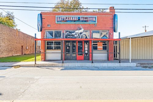 4153 3rd St, Walnut Springs, TX, 76690-4506 | Card Image