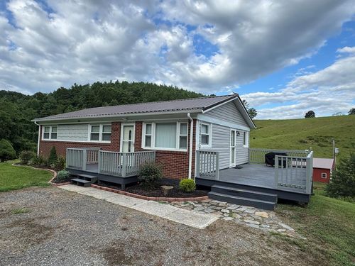 298 Link Rd, Galax, VA, 24333-3568 | Card Image