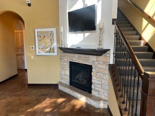 8696-B Eagle Creek Cir, Savage, MN, 55378-4400 | Card Image