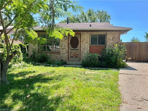 10480 Lonsdale Cres, Windsor, ON, N8R2E3 | Card Image