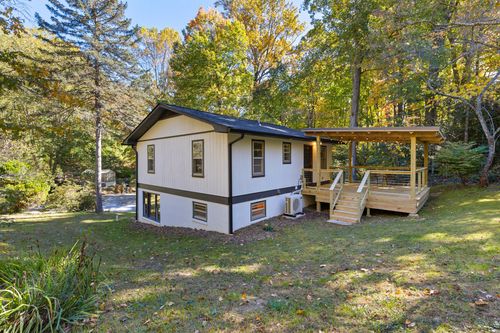 415 Shelton Rd, Lake Toxaway, NC, 28747-6758 | Card Image