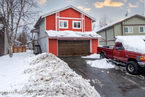 1935 Commodore Dr, Anchorage, AK, 99507-4526 | Card Image