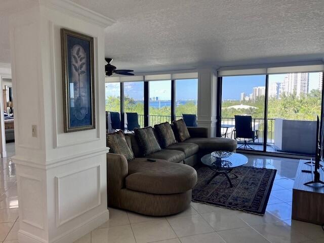 Residential Lease in Singer Island 5
