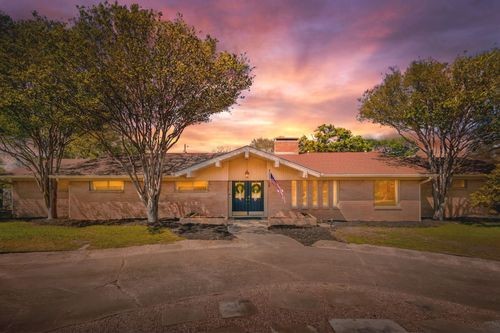 1016 Hummingbird Ln, Woodway, TX, 76712-3441 | Card Image