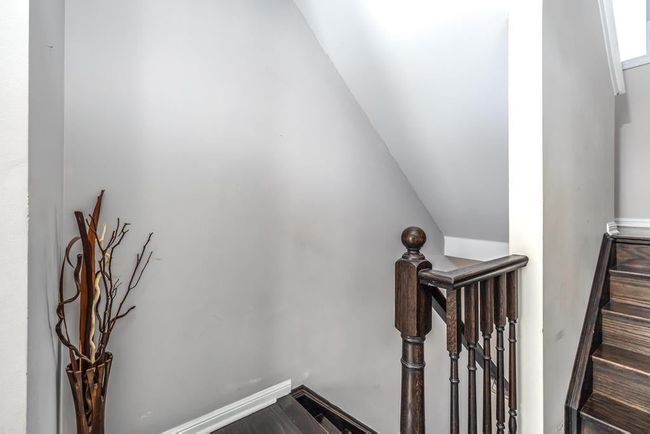 7 Ariel Rd, House attached with 3 bedrooms, 2 bathrooms and 2 parking in Brampton ON | Image 4