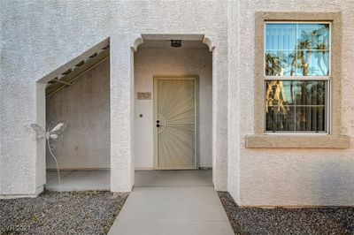 17101 - 50 Aura De Blanco Street, Condo with 2 bedrooms, 2 bathrooms and null parking in Henderson NV | Image 3