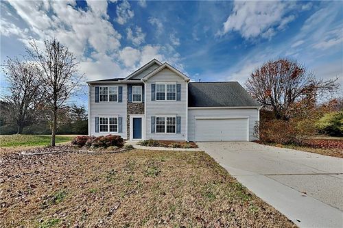 7550 Springmill Ct, Cumming, GA, 30028-8935 | Card Image