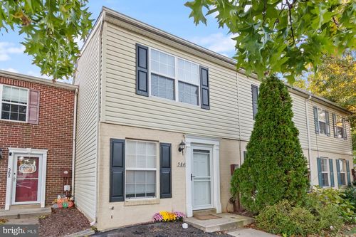 584 Cotswold Ct, FREDERICK, MD, 21703-6183 | Card Image