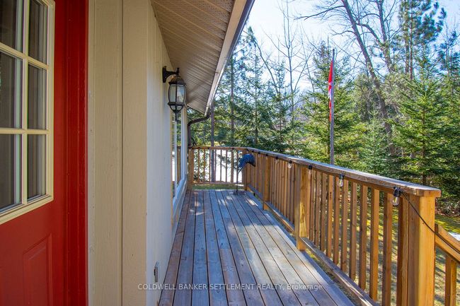 1072 Kippawa Point Lane, House other with 5 bedrooms, 3 bathrooms and 8 parking in Sharbot Lake ON | Image 33
