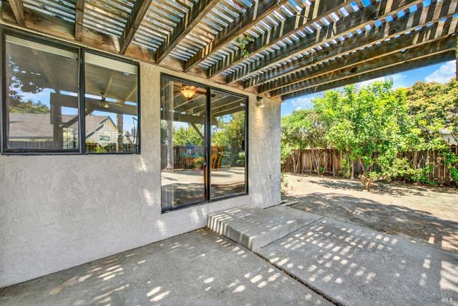 945 Hickory Avenue, House other with 3 bedrooms, 2 bathrooms and 2 parking in Fairfield CA | Image 64